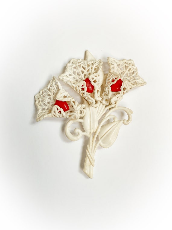 Vintage White Celluloid Lace Petal Flower Brooch … - image 6