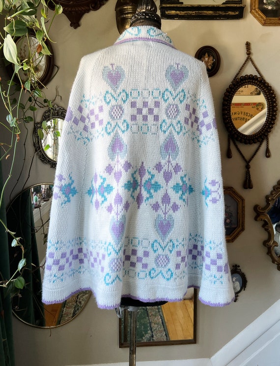 Vintage 1970s Roaman's White Blue and Purple Ponc… - image 8