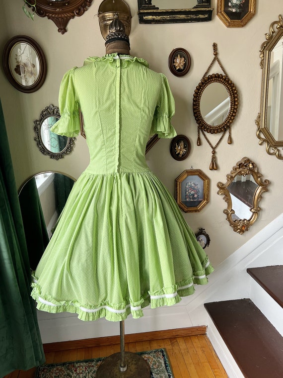 Vintage 1960s Swiss Dot Lime Green Square Dancing… - image 8