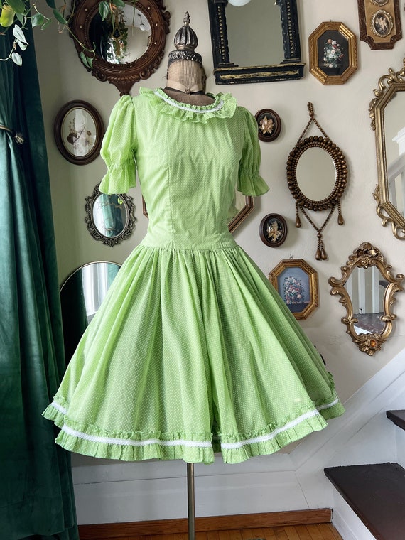 Vintage 1960s Swiss Dot Lime Green Square Dancing… - image 3