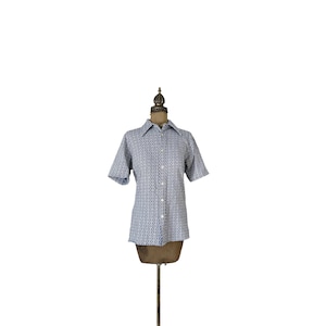 Vintage 1970s JC Penney&#39;s Towncraft Men&#39;s Button Up Navy Blue and White Poly Knit Shirt Unisex