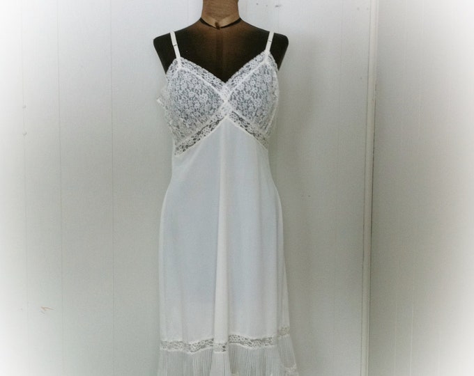 1950s Van Raalte Pink Slip main image 0