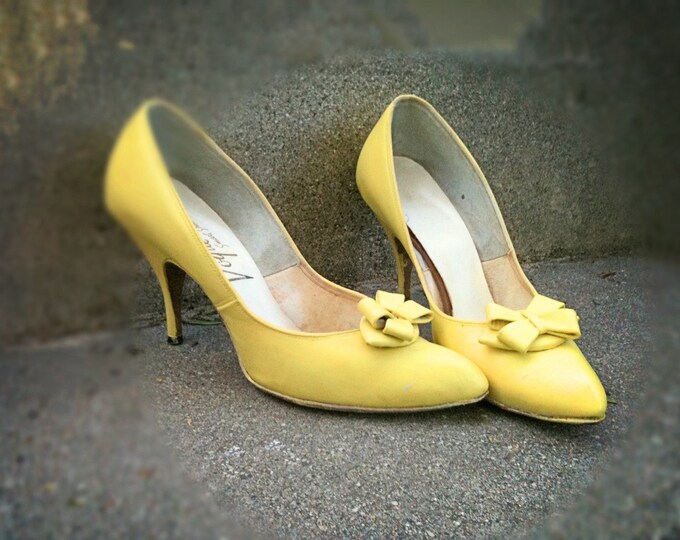Vintage 1950s Vogue Sunshine Yellow Heels Size 7 - Etsy