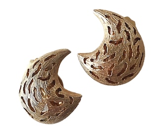 Vintage Modernist Crescent Earrings Clip On Gold Tone Metal