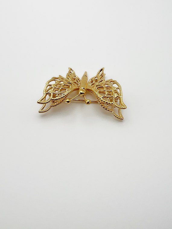 Vintage Monet Gold Tone Metal Butterfly Brooch - image 4