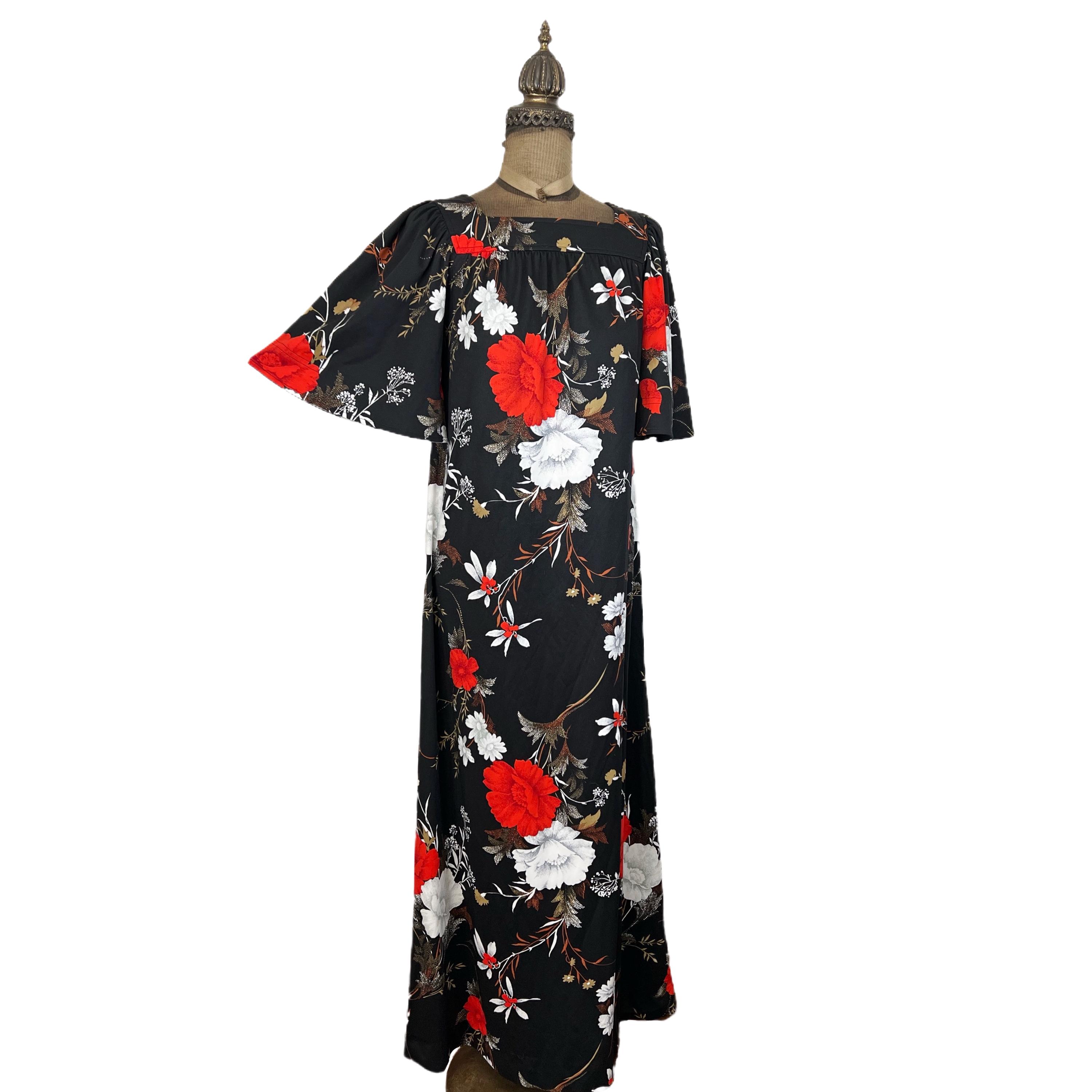 white christmas dresses Not Your Mama's Moo Moo M / Black main image 1