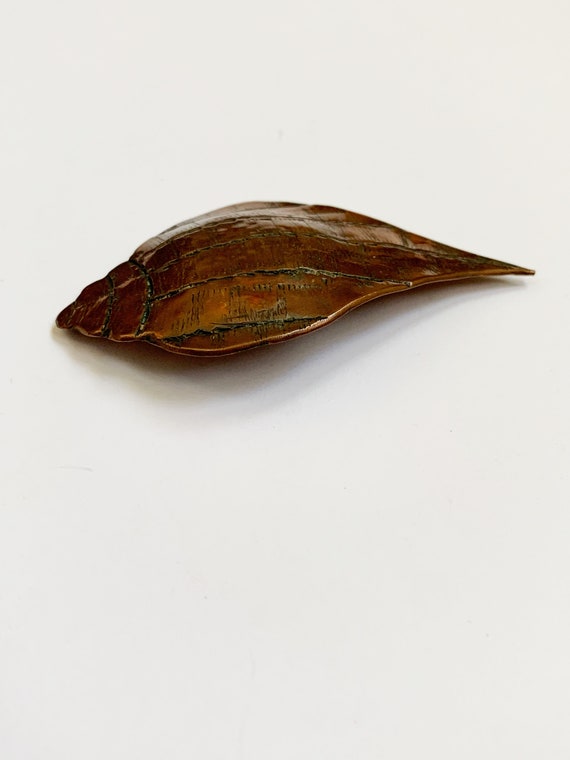 Vintage 1970s Copper Seashell Brooch - image 2