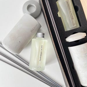 Concrete Reed Diffuser Kit | Minimalist Aroma Diffuser | AROMATHERAPY holder | Modern Home Decor Gift | Handmade | Oil diffuser