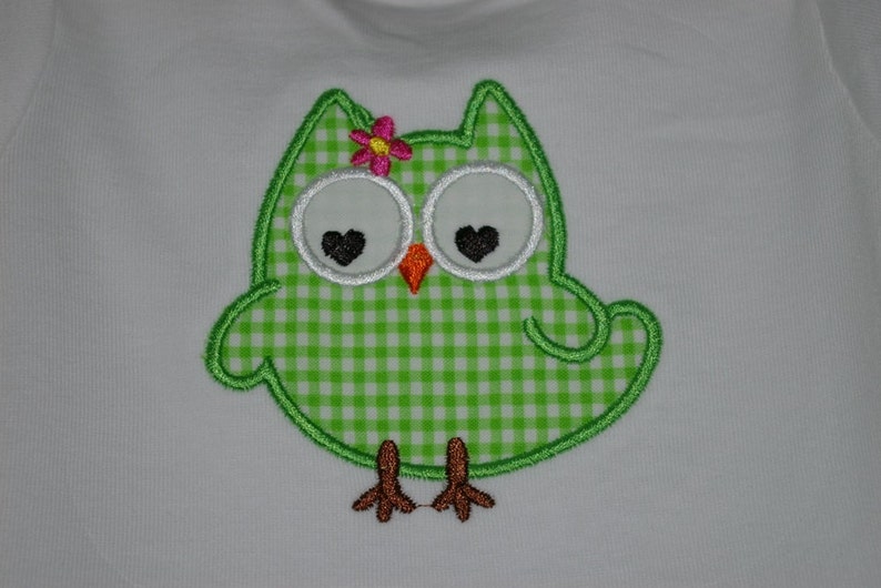 Owl onesie, green gingham, custom, applique, made to order image 1