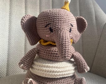 Crochet Amigurumi Elephant Stacking Toy – Montessori-Inspired Skill-Building Game