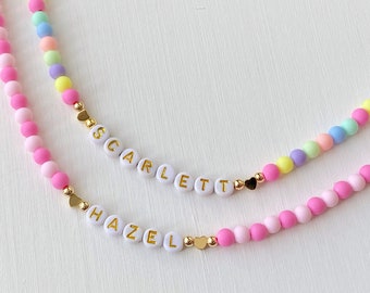 Collier prénom en perles personnalisé pour enfant, Collier prénom en perles colorées lumineuses, Bijoux pour enfants, Cadeau d'anniversaire pour fille, Cadeau de Pâques pour petite fille