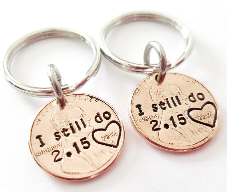 Personalized Penny Keychain, Valentines Day Gift, Husband Anniversary Gift, I Still Do, 1 year, 7 year anniversary gift, Couples Keyrings zdjęcie 1