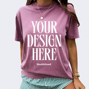 Berry Comfort Colors C1717 T-Shirt Mockup Comfort Colors Berry Shirt Mockup C1717 Oversized Mockups POD Mockups 1717 Mockup of Real People