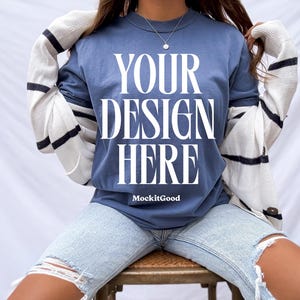 Comfort Colors Midnight C1717 T-Shirt Mockup Comfort Colors T Shirt Mockup C1717 Comfort Colors Mockups POD Mockup Real People Mockups