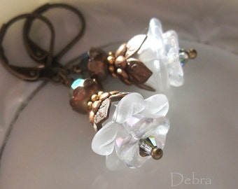 Boucles d’oreilles fleurs blanches fleurs de jasmin vintage style victorien romantique