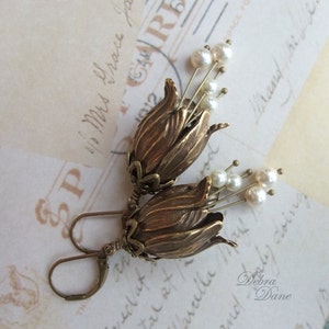 Pearl Earrings, Vintage Style Antique Brass Tulip Earrings, Bridal Jewelry,Bridesmaid Earrings image 3