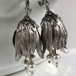 Antique Silver Tulip Earrings: Vintage Style Pearl Bridal Jewelry
