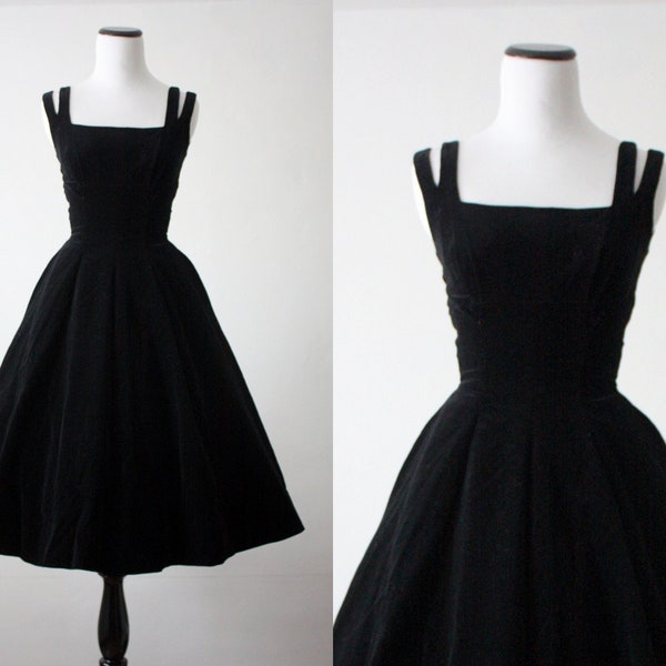 50s dress - vintage 1950s black velvet dress - 50s party dress