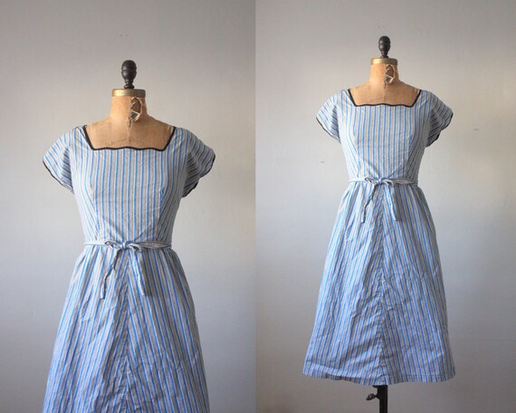 Items similar to 1950s dress - vintage 1950's midcentury scalloped ...