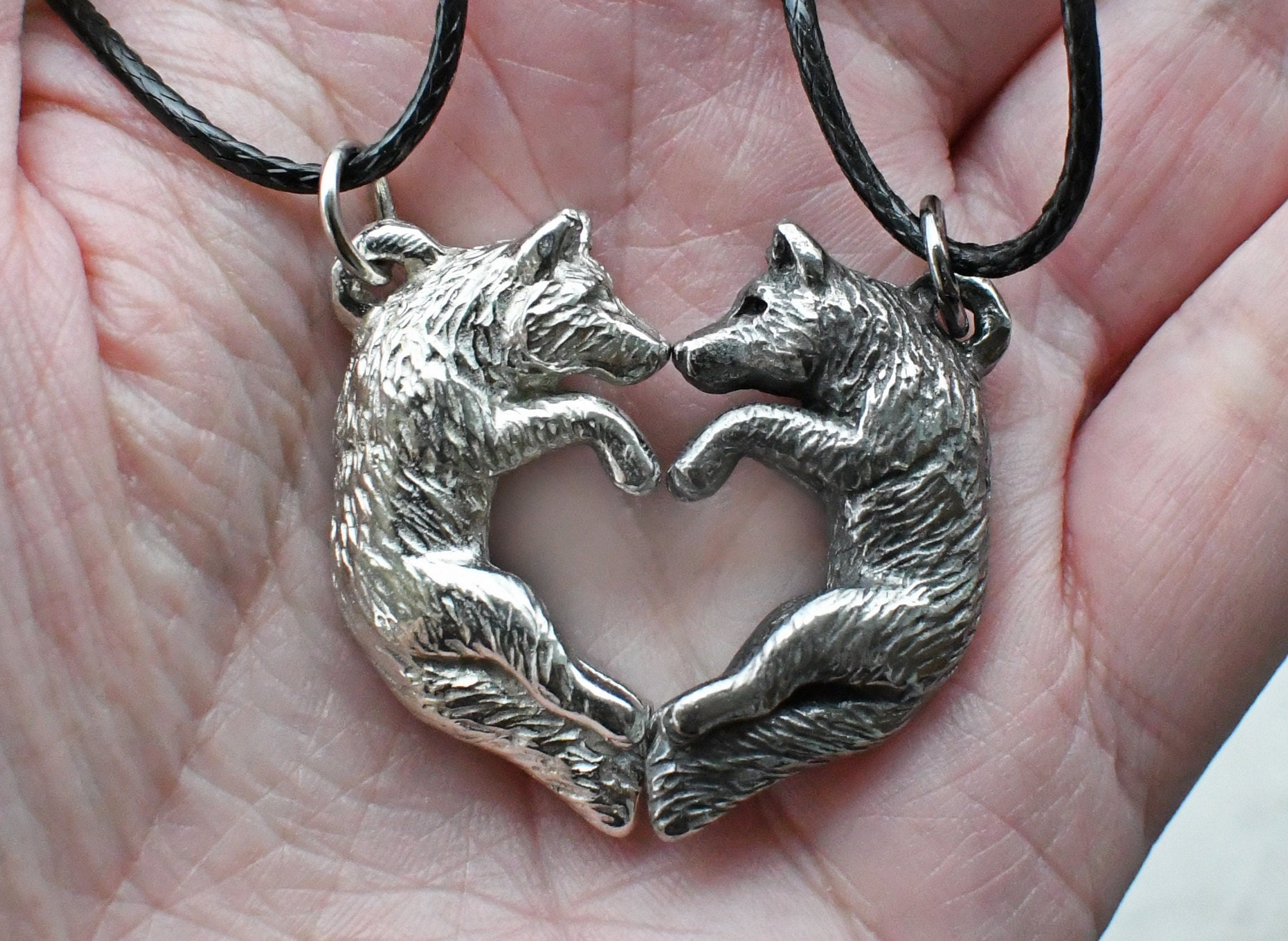 Wolf couple necklace deals