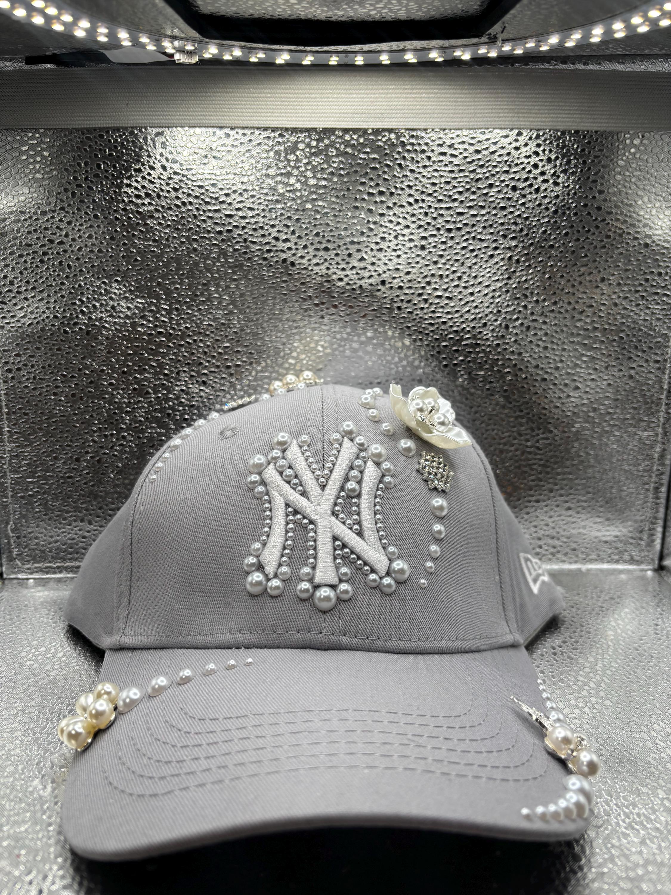 Pearl Flower Gray NY Yankees Hat - Etsy display picture 1
