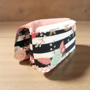 Floral Coupon Organizer: Shopping Cart Attachment, Budget Wallet