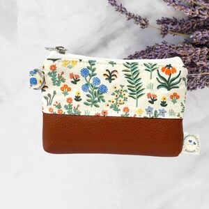 Petite pochette à fermeture éclair, porte-monnaie, porte-cartes, pochette pour coussinets d'air, organiseur de sac à main, sac pour sticks, ménagerie Camont Garden Rifle Paper Co.