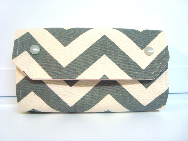 Cash Envelope Wallet / Dave Ramsey System / Zipper Envelopes Gray Natural Chevron with Pink Lining image 3