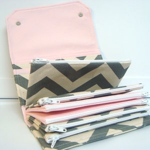 Cash Envelope Wallet / Dave Ramsey System / Zipper Envelopes Gray Natural Chevron with Pink Lining image 4