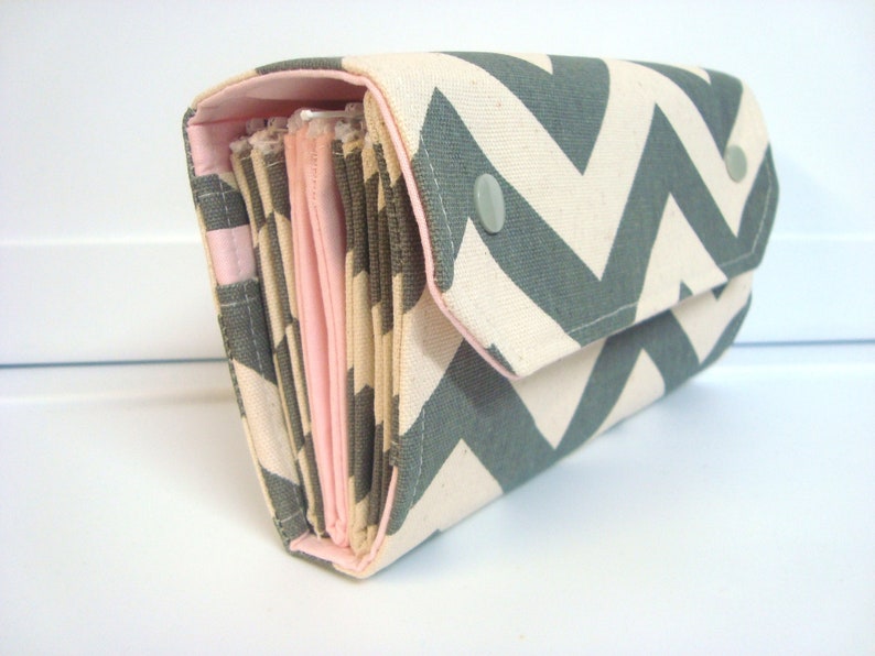 Cash Envelope Wallet / Dave Ramsey System / Zipper Envelopes Gray Natural Chevron with Pink Lining image 5