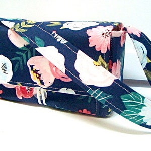 4 Inch Large Size Coupon Organizer  Budget Organizer Holder Box - Attaches to Your Shopping Cart - Watercolor Mums and Roses On Navy Blue