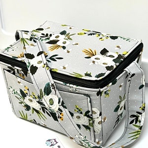 Coupon Organizer Cash Budget Organizer Holder- Attaches to your Shopping Cart  Bees and Flowers
