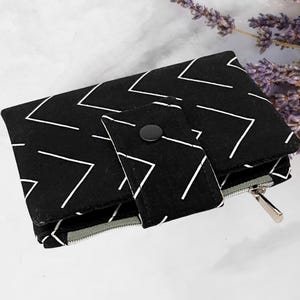 Zipper Pouch Wallet, Credit Card Holder, Minimalist Wallet Black with Chevron Lines.