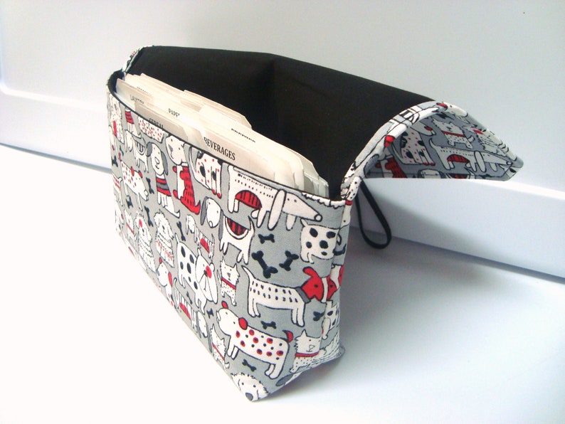 Attaches to Your Shopping Cart Multi Dog on Gray Coupon Organizer Holder Budget Organizer Holder