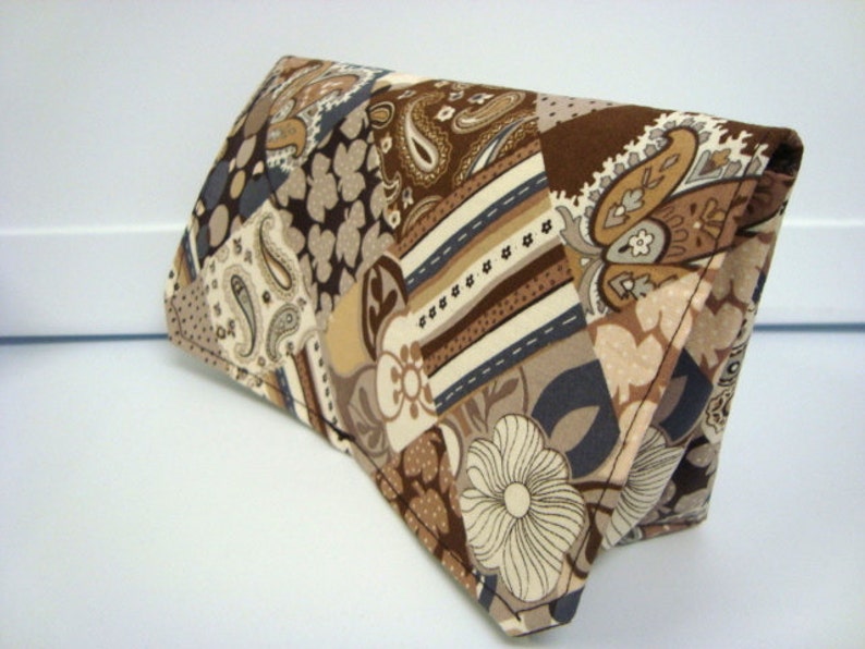 Quilt Patch Brown Attaches to Your Shopping Cart Coupon Organizer Budget Organizer Holder