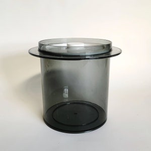 SPACE AGE BUCKET