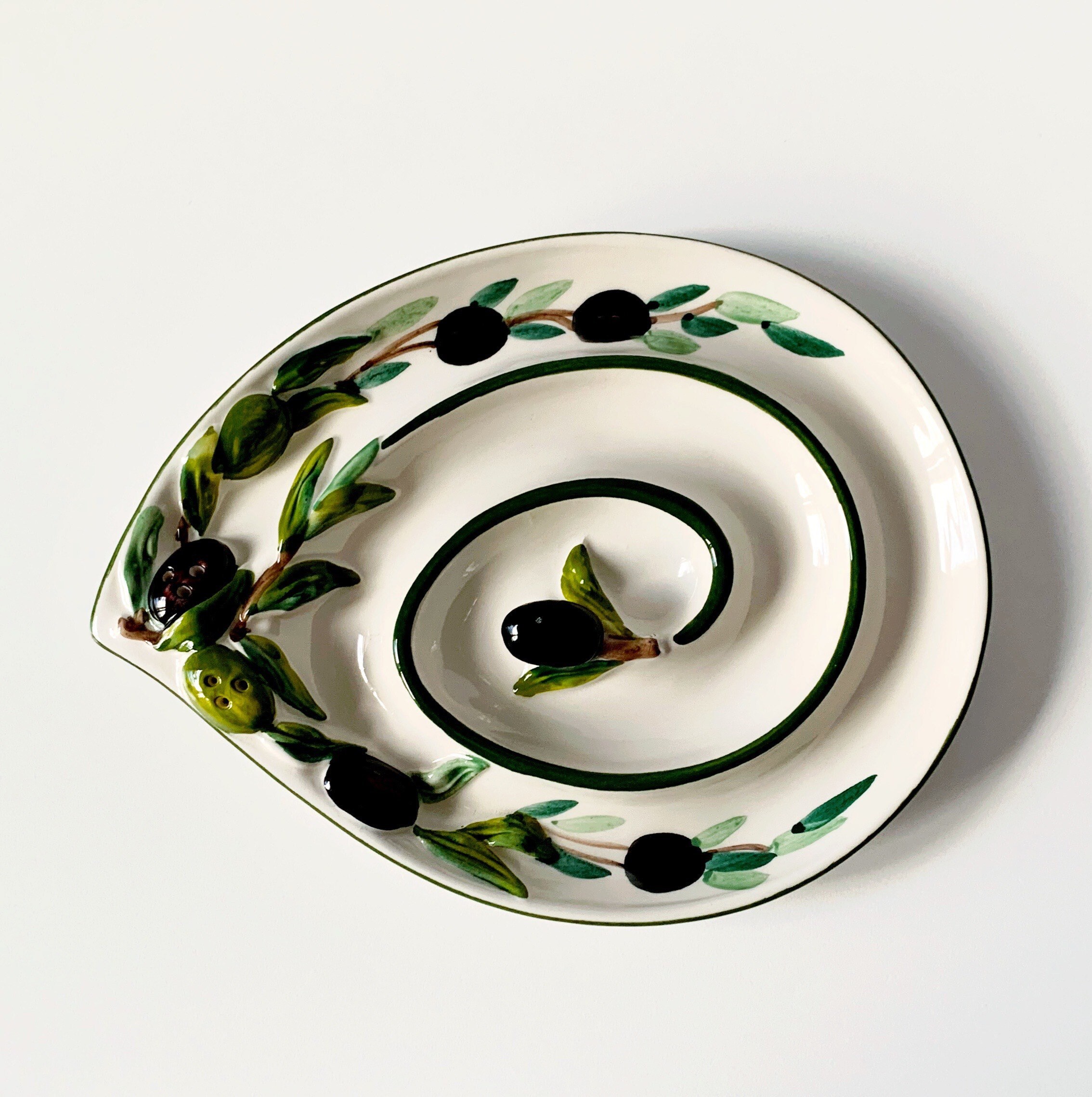 OLIVE SPIRAL PLATE Etsy