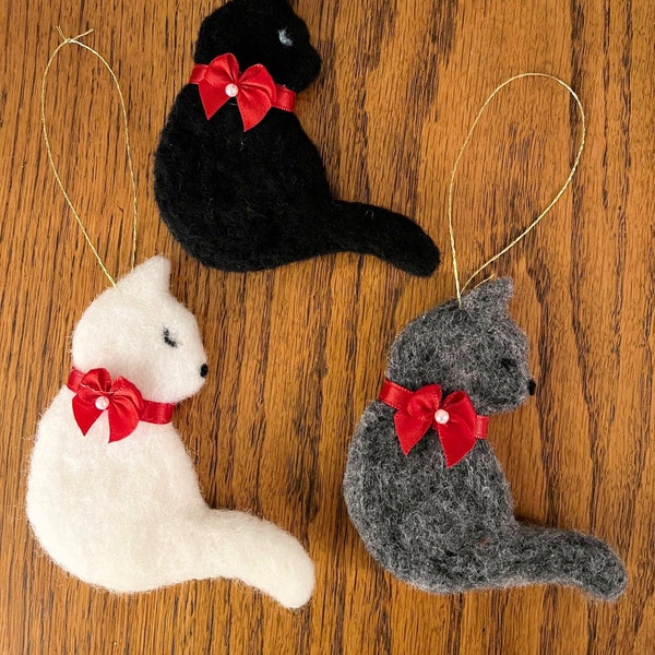 Felted Kitten Ornament. Needle Felted, Choice of Colors