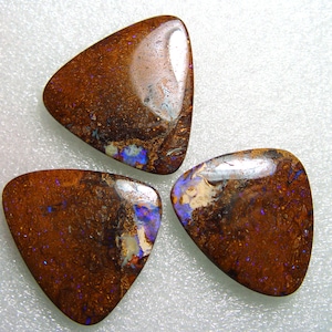 Seltenes Yowah Opal Set: 197.45 Karat, leuchtendes blaues Feuer