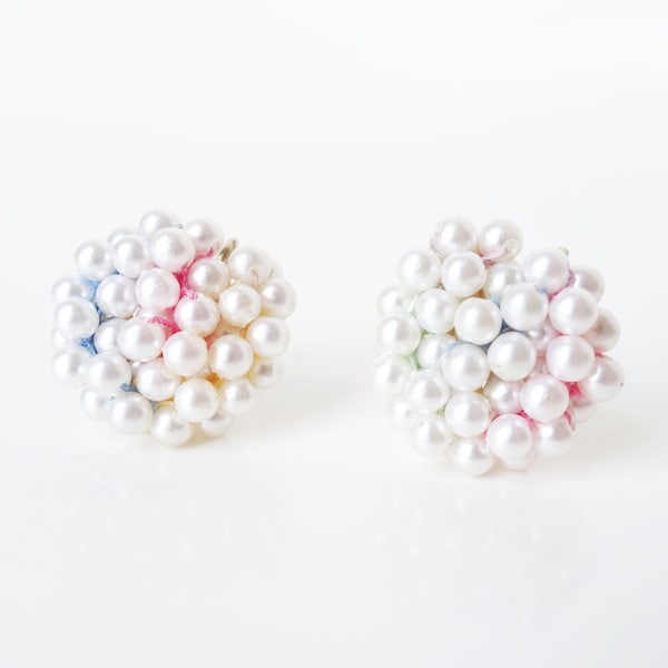 Cute as a Button Rainbow Pearl Screw Back Earrings – 1960s Pearl Button Earrings – Cute Kawaii Vintage Retro Earrings