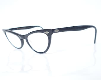 American Optical 1960s Cat Eye Glasses – 1960s Glossy Black Cateye Eyeglasses – Womens AO Vintage Glasses – 60s Cat Eye Eyeglasses