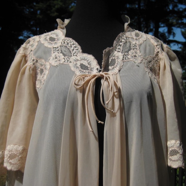 Reserved for TheNewRomantics- Peignoir Dusty Pink Vintage Night Robe