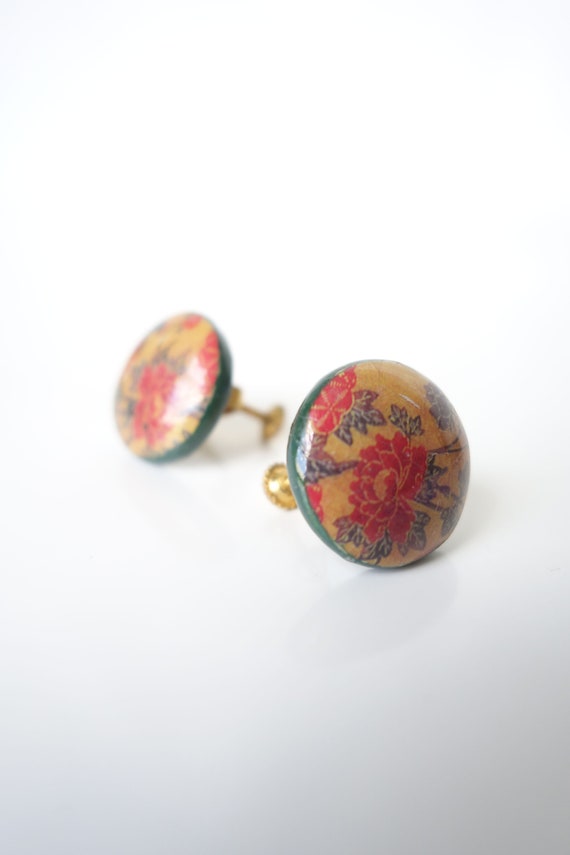 Vintage Enamel Floral 1950s Screw Back Earrings –… - image 2