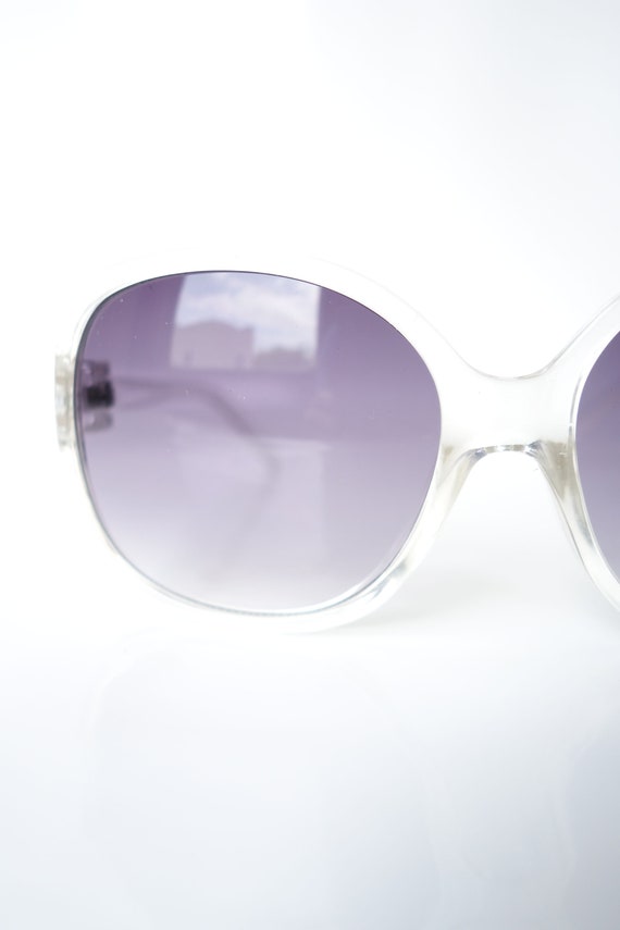 Clear Oversized Huge Retro Sunglasses – Womens Cl… - image 2
