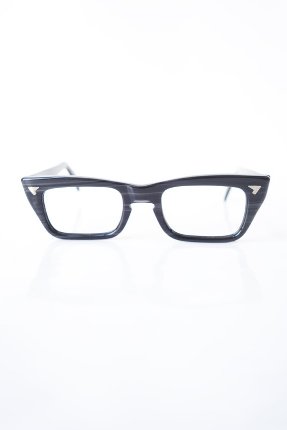 Swan Optical Boxy Womens Vintage Glasses – 1960s M