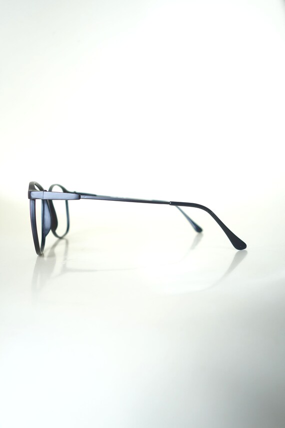 1980s Round Black Frames - Womens Vintage Round W… - image 5