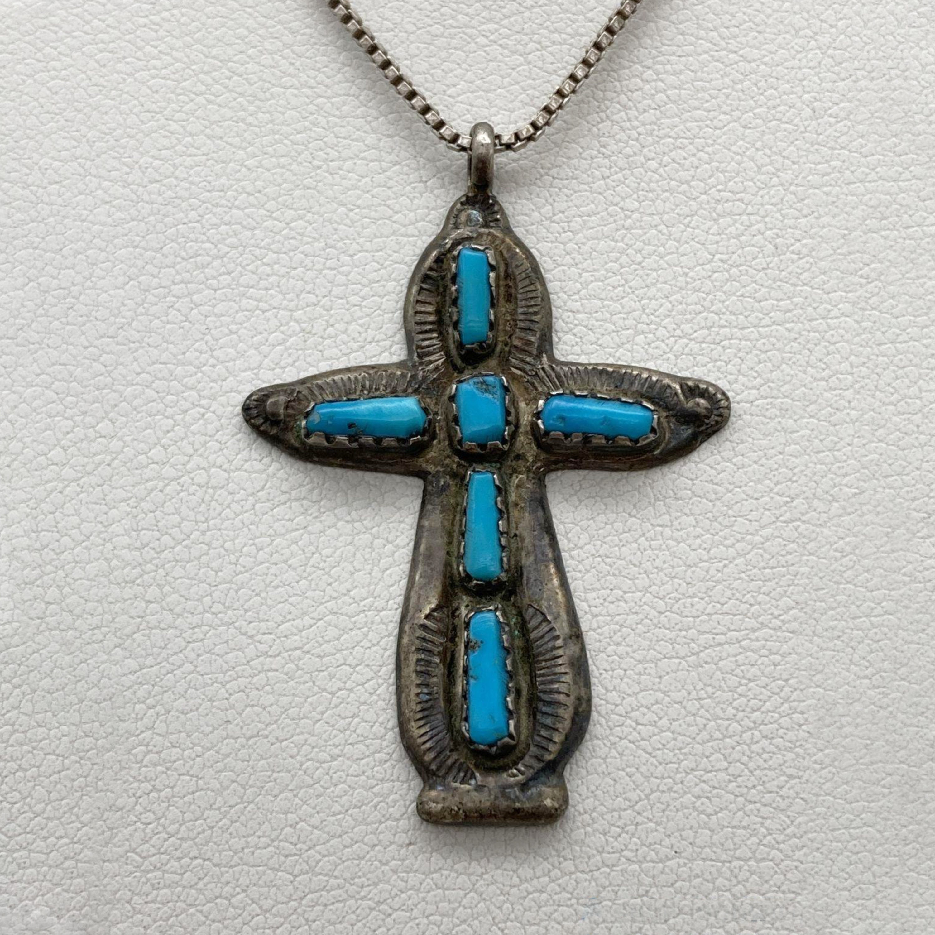 Amazing Native American Navajo Football Shaped Green Turquoise Sterling Silver Rosary Necklace Amazing Native American Navajo Football Shaped Green Turquoise Sterling Silver Rosary Necklace
