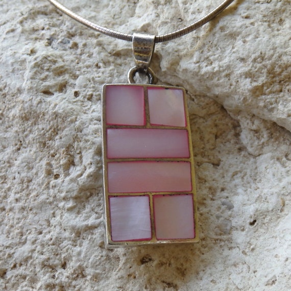 Pink Mother of Pearl Sterling Silver Geometric Re… - image 3