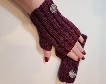 Marled Wine and Purple Soft Ribbed Fingerless Gloves with Enamel Style Button in Mauve