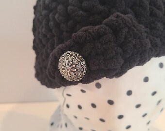 Flapper Style Black Velvet Crochet Hat